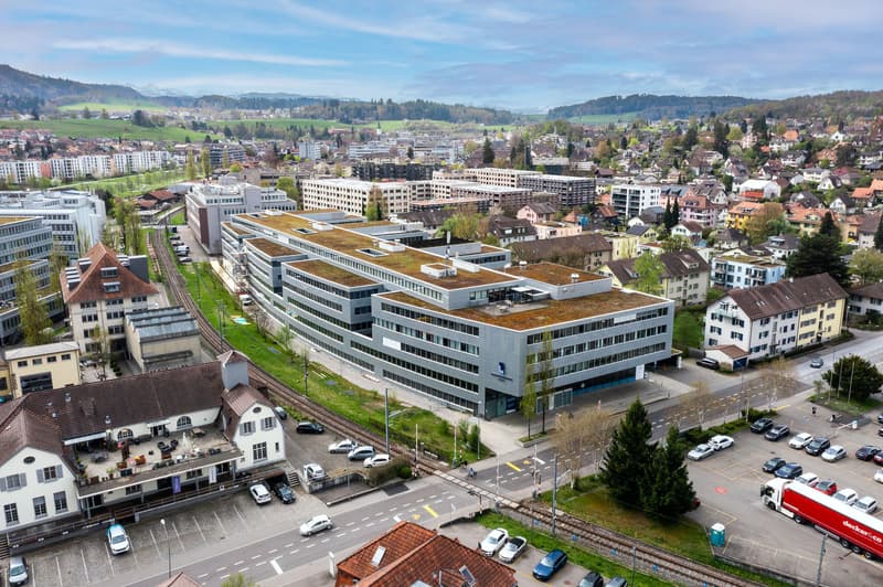 attachment:dfeda2d9 ace9 414c 9ab5 1b8f3d95975b:2604 liebefeld businesspark drone 91 Low
