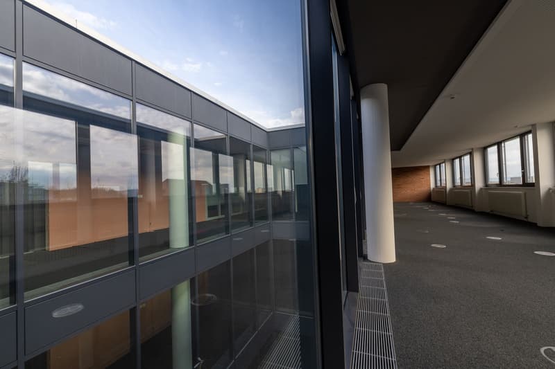 attachment:08b3aff1 c914 482f a246 888c7e923f63:2604 liebefeld businesspark 05 Low