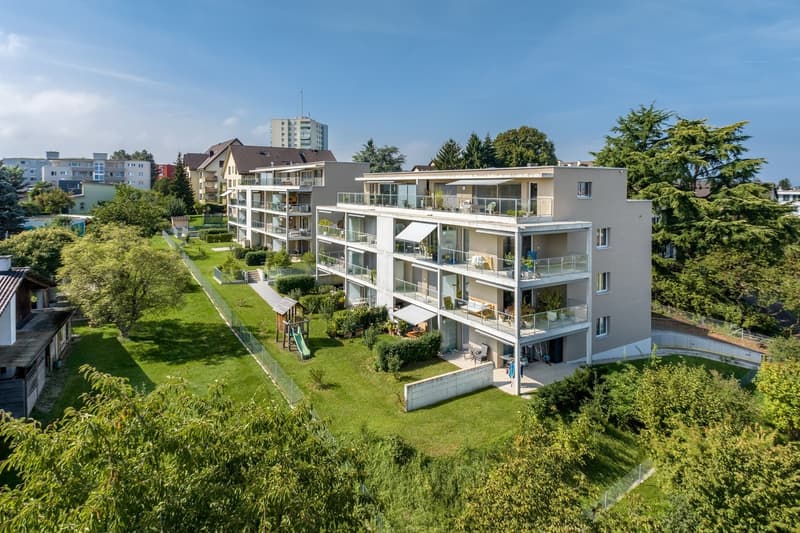 Einstellplatz in Tiefgarage zu vermieten (2)