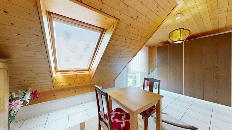 3,5 Zimmer, viel Licht und eine Galerie zum Verlieben (15)
