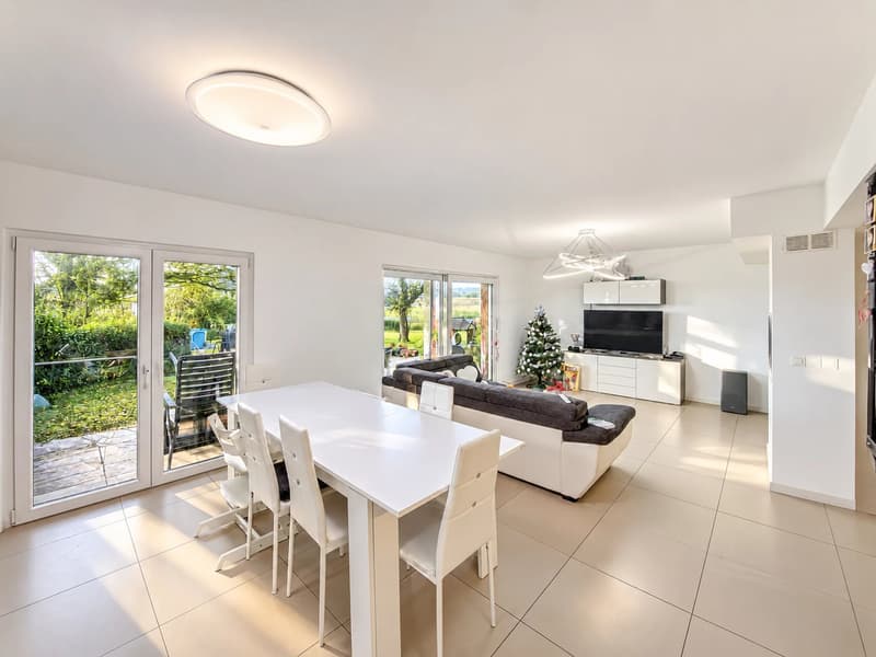 UNE VILLA OUVERTE SUR LA CAMPAGNE, À DEUX PAS DE MORGES (3)