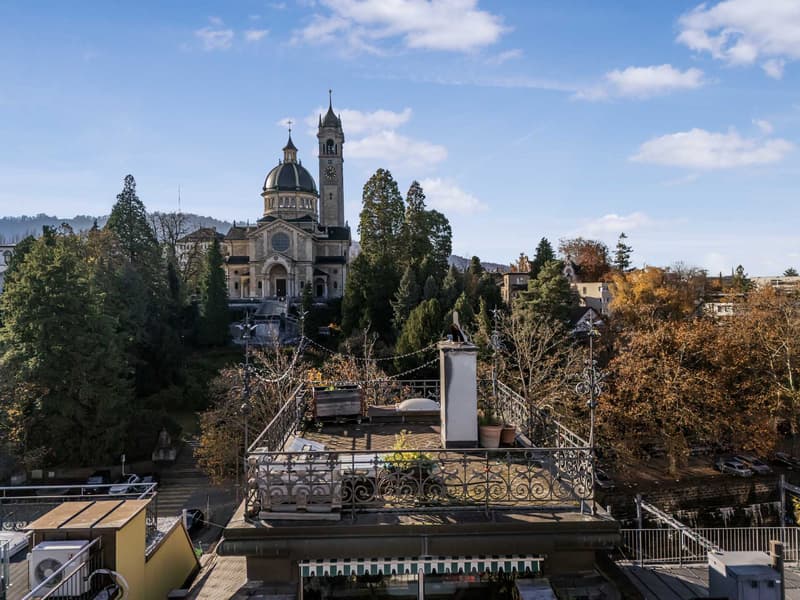 Exklusive Stadtwohnung mit privater Dachterrasse (13)