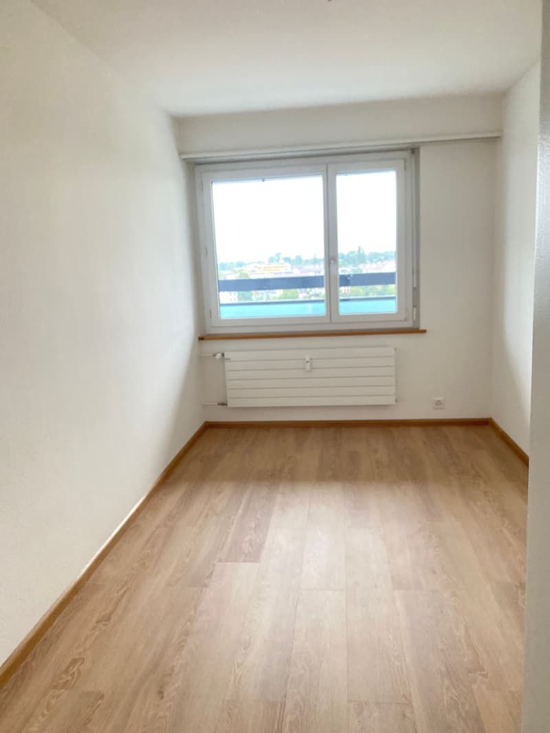 3.5-Zimmerwohnung mit grossem Balkon und Fernsicht (7)