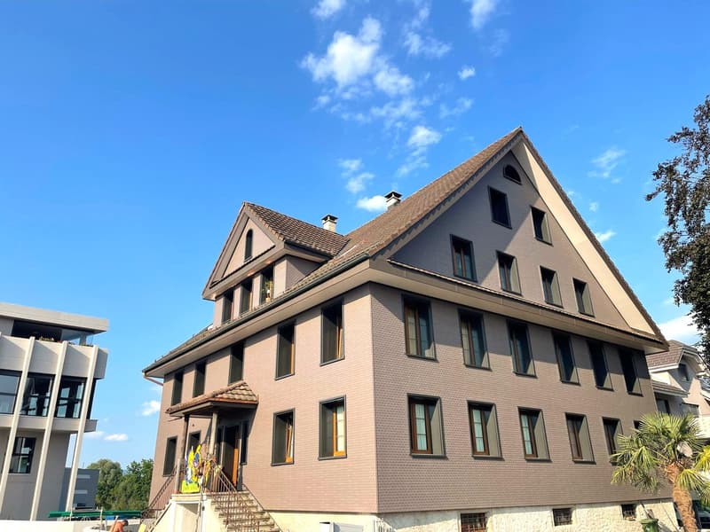 Möbliertes Zimmer mit Gemeinschaftsküche und Bad – Sins AG (2)