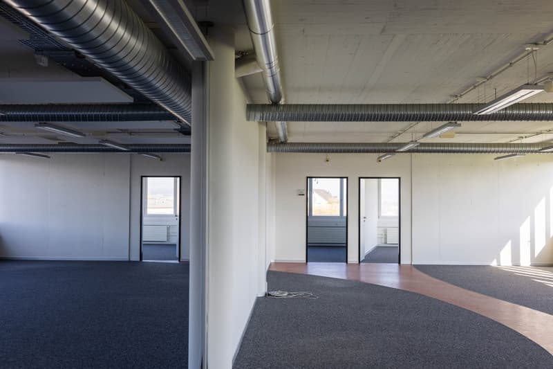 Moderne Büroflächen mit Kombinationsmöglichkeiten in Cham (8)