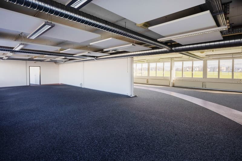 Moderne Büroflächen mit Kombinationsmöglichkeiten in Cham (2)