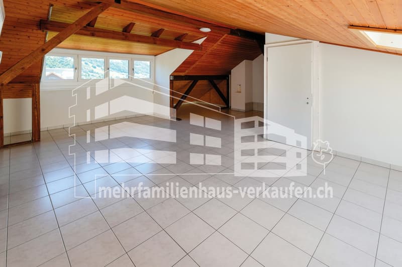 ZU VERKAUFEN IM BELIEBTEN OBERÄGERI ( ZUG ) (13)