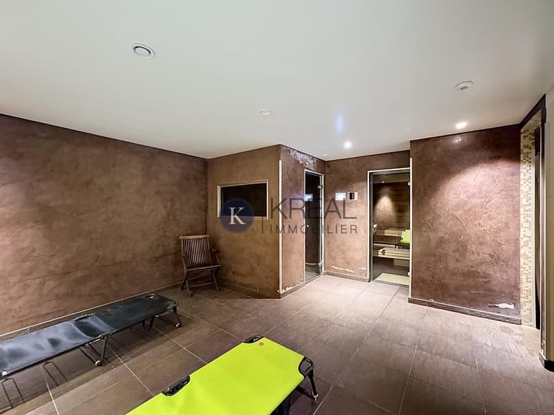 Élégant appartement en triplex avec prestations haut de gamme (13)