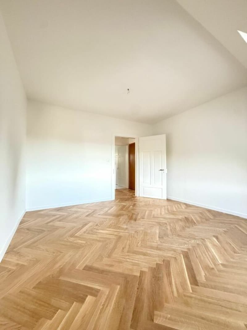 Grosszügige 4 Zimmer-Wohnung (7)