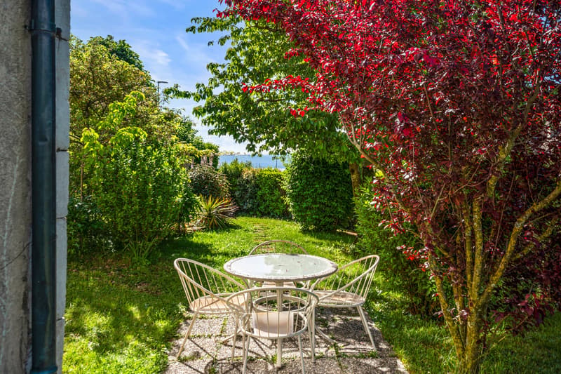Petite terrasse au sein du jardin