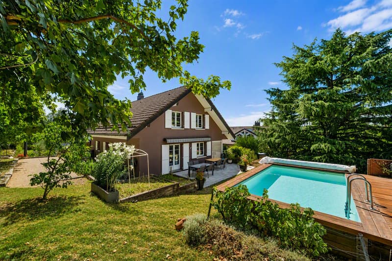 Maison familiale avec jardin dans un cadre paisible et verdoyant (1)