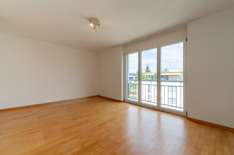 Charmante 3.5-Zimmer-Attikawohnung im 4. OG in Suhr (13)