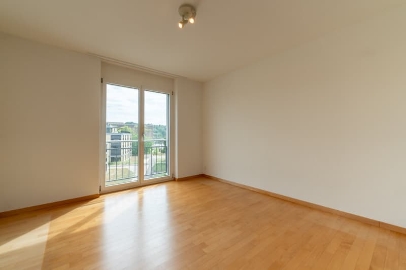 Charmante 3.5-Zimmer-Attikawohnung im 4. OG in Suhr (14)
