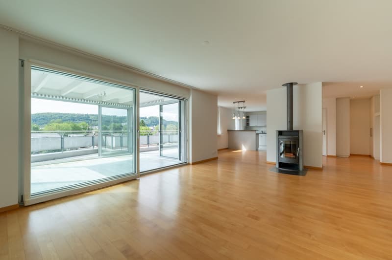 Charmante 3.5-Zimmer-Attikawohnung im 4. OG in Suhr (5)