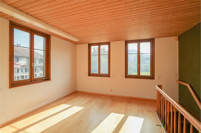 Gewerberäume 77 m2 - 135 m² an idealer Geschäftslage (3)