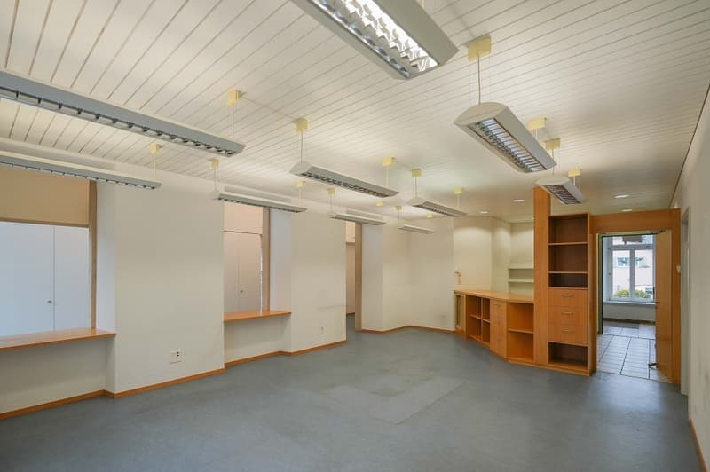 Repräsentative Büroräume an gut erreichbarer Lage (13)