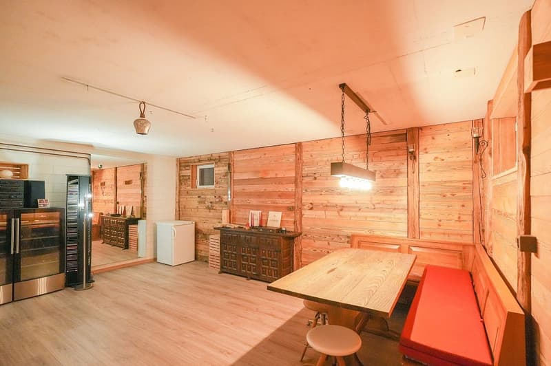 Mitten im Zentrum - und doch so ruhig: 5.5 Zimmer-Eck-Einfamilienhaus (11)