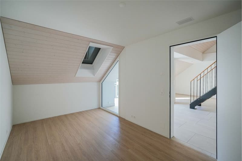 Ruhig und gepflegt: 2.5 Zimmer-Dachwohnung mit Galerie (12)