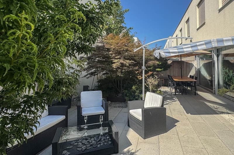 Der perfekte Platz für Ihren Sommerapéro! (3)