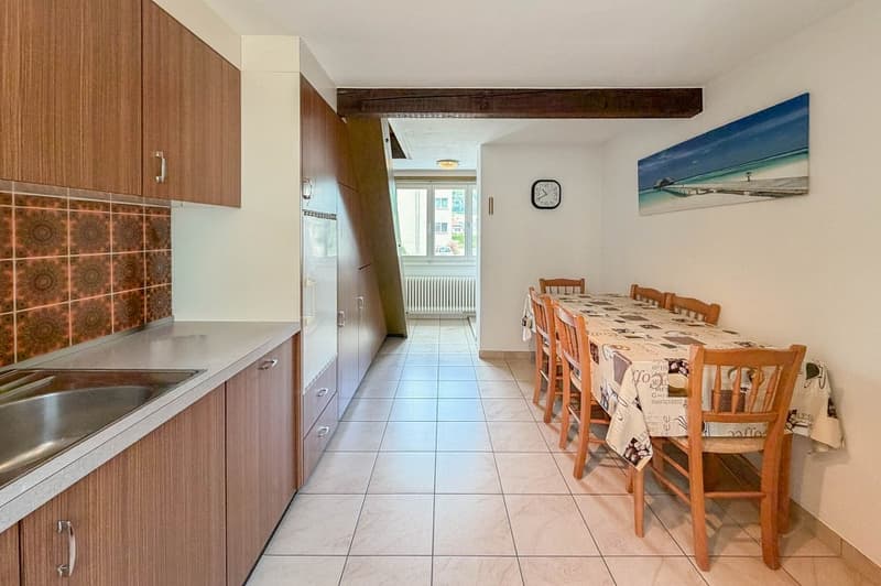 Einfamilienhaus mit Einliegerwohnung und grosser Gartenanlage (9)