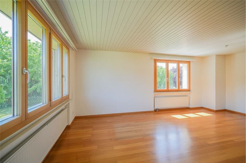 Bungalow-Haus mit Gartenidylle! Freistehendes 5 Zimmer-Einfamilienhaus (9)
