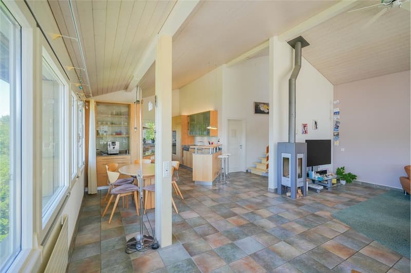 An bester Lage: 6.5-Zimmer-EFH mit überzeugendem Raumangebot (11)