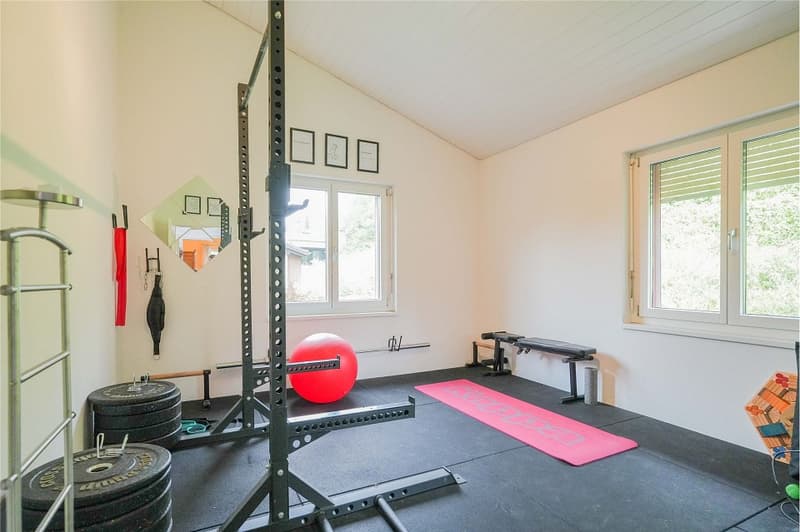An bester Lage: 6.5-Zimmer-EFH mit überzeugendem Raumangebot (12)