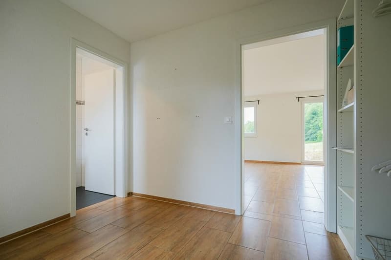 Grosszügiges 7.5 Zimmer-Einfamilienhaus am Bauzonenrand (2)