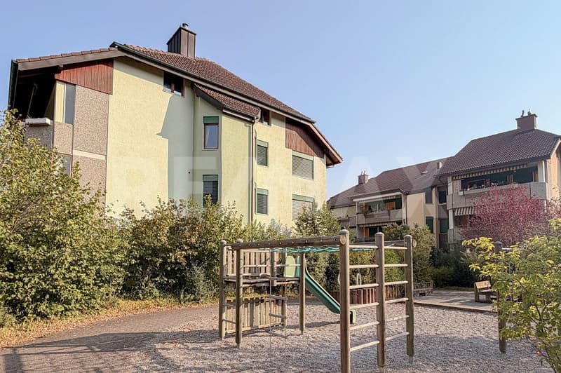Top zentrale Lage: 3.5 Zimmer-Wohnung im 2. OG (1)