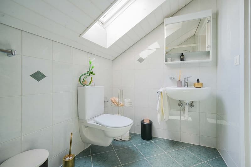 Zentral und grosszügig wohnen: 4.5 Zimmer-Maisonettewohnung (9)