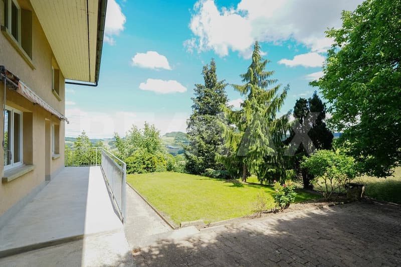 Grosszügiges 7 Zimmer-Haus mit herrlicher Aus- und Weitsicht (13)