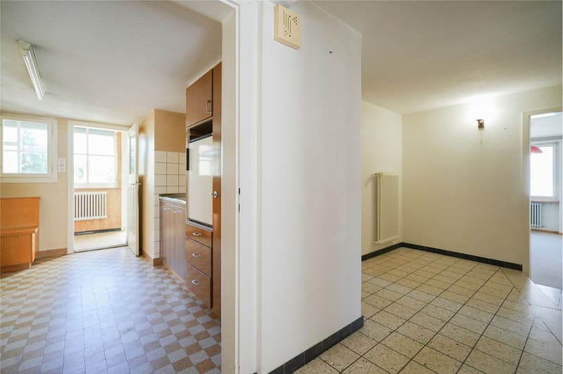 In Rheinnähe steuergünstig wohnen: Zweifamilienhaus mit Ausbaupotential (9)