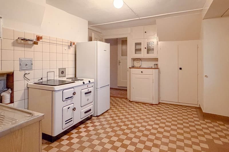 Gepflegtes Bauernhaus aus alten Zeiten (2)