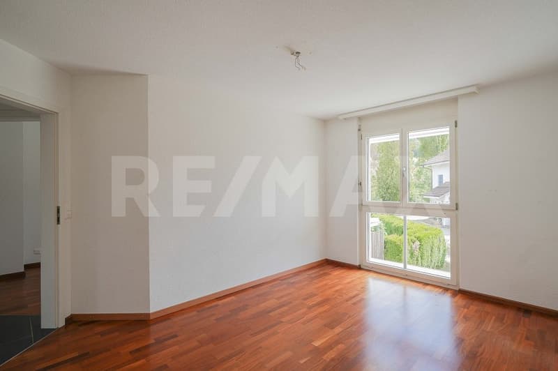 Grosszügiges 5.5 Zimmer-Doppel-Einfamilienhaus (13)