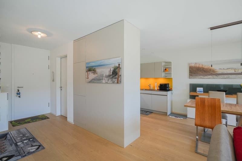 Zeitgemässer Wohngenuss - tolle Lage: 2.5 Zimmer-MINERGIE-Wohnung, 1. OG mit Lift (10)