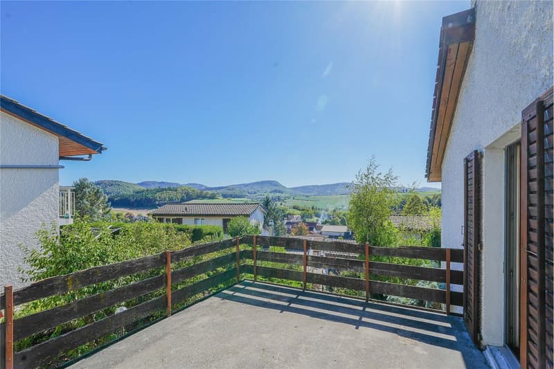 Beste Aussichten und naturnah: Einfamilienhaus mit interessantem Raumangebot (4)