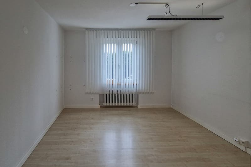 Sehr zentral nahe A3 und ÖV (6)