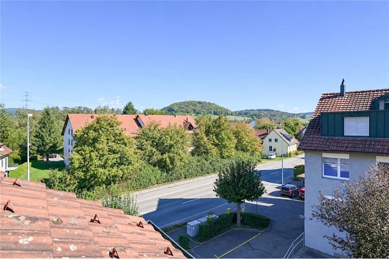 Fast wie im Einfamilienhaus: Gut unterhaltene 5.5-Zimmer-Maisonettewohnung (12)