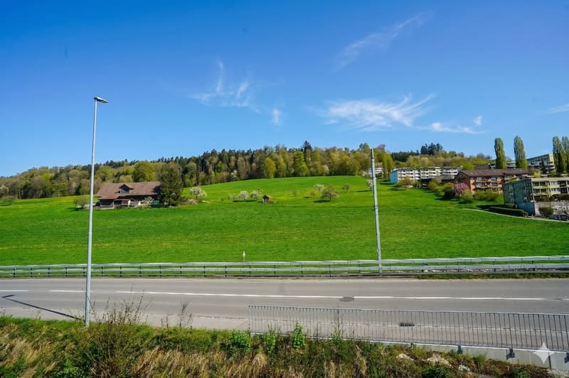 Funktionale Bürofläche mit Blick ins Grüne (7)