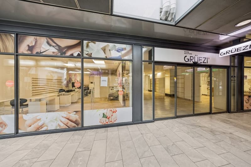 612377-A-backbonephoto-130.jpg