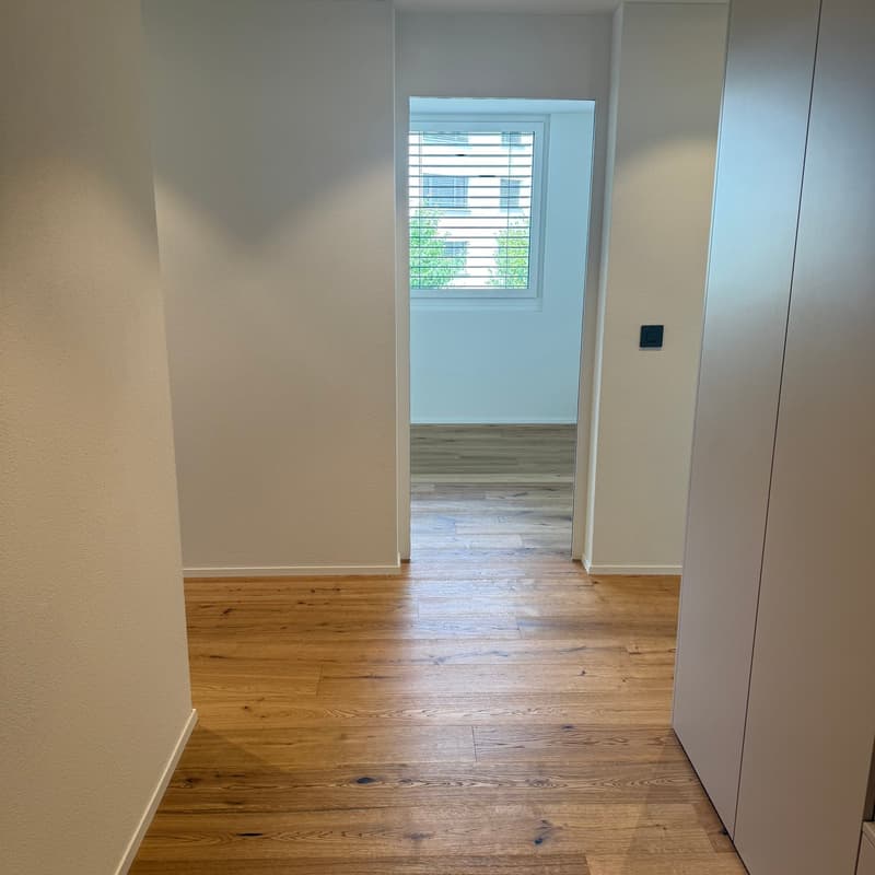 !!!Letzte Wohnung!!!Moderne 4.5-Zimmer-Wohnung in Rothrist - Nachhaltiges Wohnen mit Stil (5)