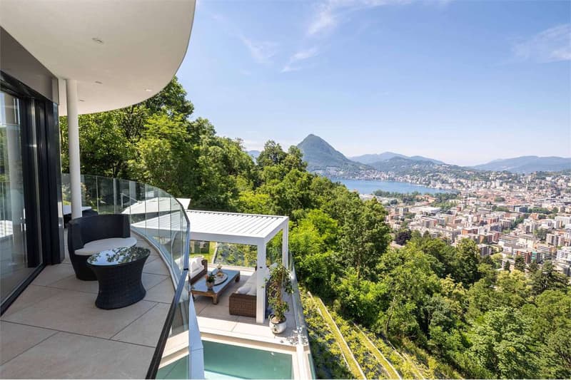 Villa di lusso ad Abonago - Lugano (1)