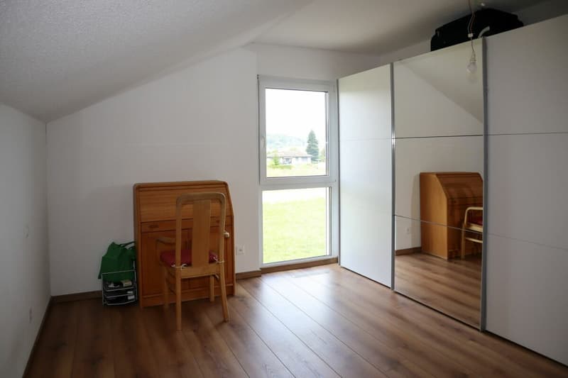 Tolles 6 1/2 Zimmer Einfamilienhaus mit zusätzlicher 2-Zimmer Einliegerwohnung (rollstuhlgängig) an sehr ruhiger und sonniger Lage (16)