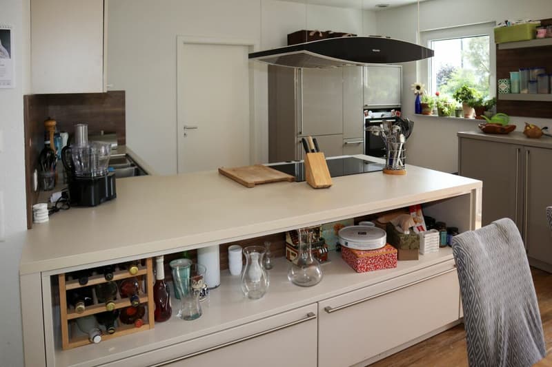 Tolles 6 1/2 Zimmer Einfamilienhaus mit zusätzlicher 2-Zimmer Einliegerwohnung (rollstuhlgängig) an sehr ruhiger und sonniger Lage (10)