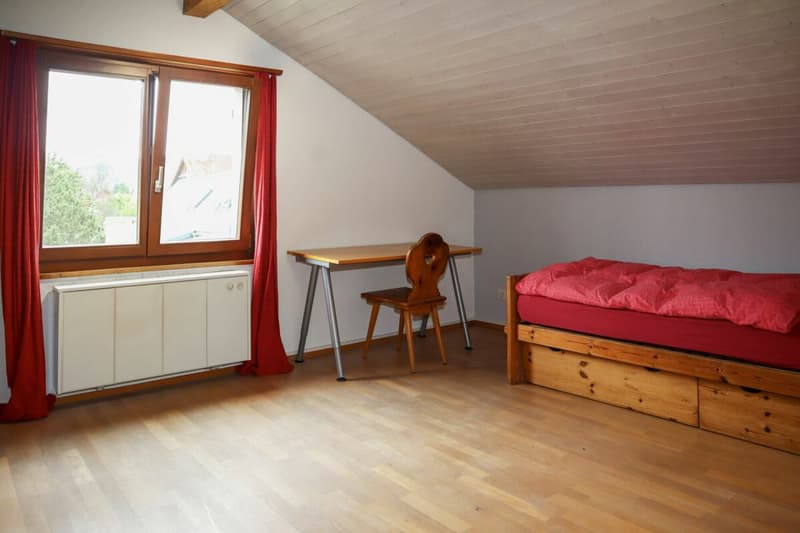 Sehr ruhige und sonnige Lage: 6-Zimmer Einfamilienhaus (19)