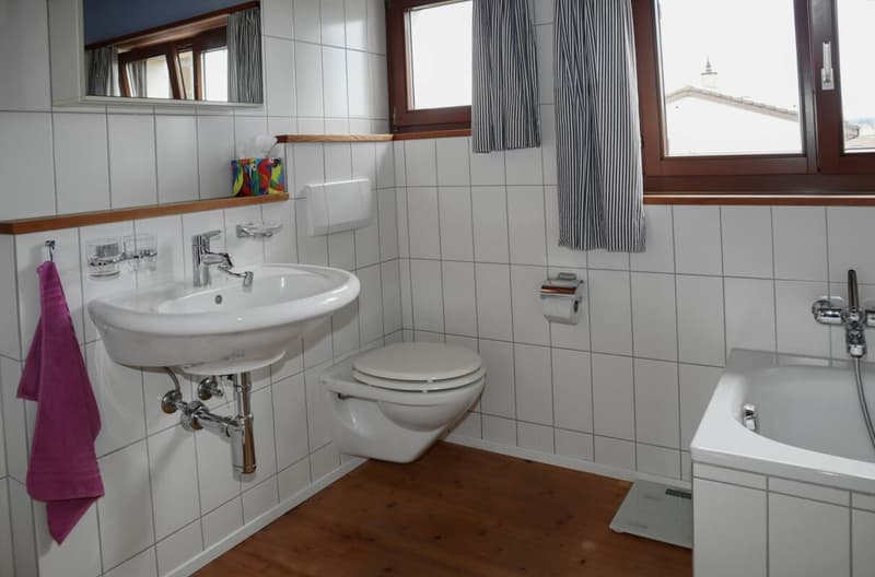 Sehr ruhige und sonnige Lage: 6-Zimmer Einfamilienhaus (20)