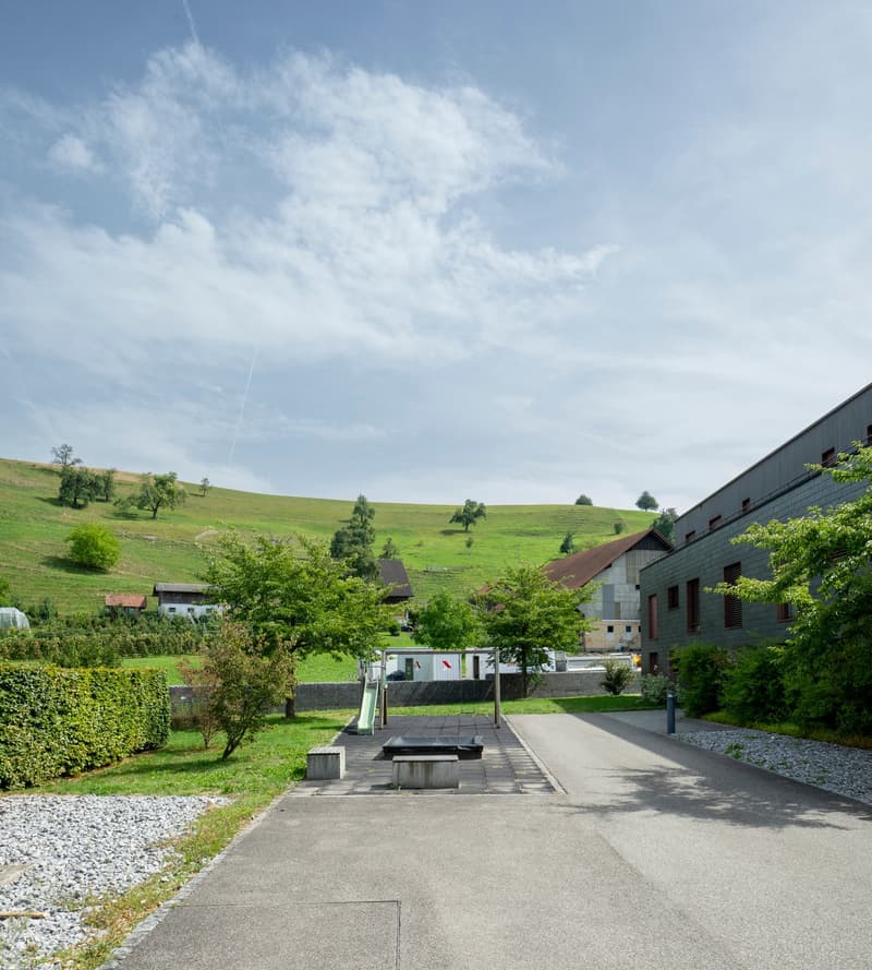 Modern Corner Semi-Detached House with Endless Views (20)