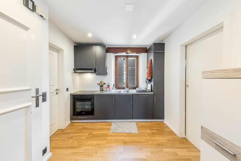 Charmante maison villageoise entièrement rénovée à Blonay (10)