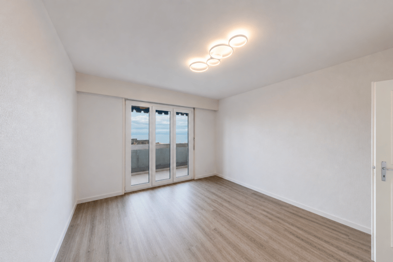 Bel appartement rénové 3.5 pièces avec magnifique vue sur le lac (6)