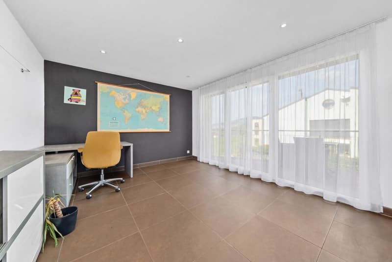 Villa individuelle de 7.5 pièces avec vue exceptionnelle sur lac et montagnes (11)